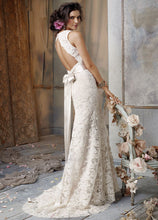 Load image into Gallery viewer, Jim Hjelm &#39;8011&#39; - Jim Hjelm - Nearly Newlywed Bridal Boutique - 1
