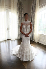 Load image into Gallery viewer, Stephen Yearick &#39;14196&#39; size 4 used wedding dress front view on bride
