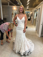 Load image into Gallery viewer, Allure Bridals &#39;L468&#39;
