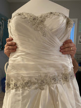 Load image into Gallery viewer, Perla D by Pnina Tornai &#39;Strapless Sweetheart Fit and Flare&#39;
