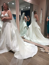 Load image into Gallery viewer, Allure Bridals &#39;3274&#39;
