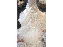 Load image into Gallery viewer, Inbal Dror &#39;12-5&#39; - inbal dror - Nearly Newlywed Bridal Boutique - 4
