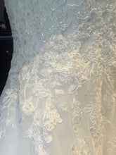 Load image into Gallery viewer, Mori Lee &#39;2605&#39; - Mori Lee - Nearly Newlywed Bridal Boutique - 4
