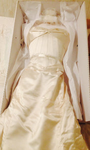 Elizabeth Fillmore 'Diva' - Elizabeth Fillmore - Nearly Newlywed Bridal Boutique - 3