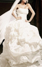 Load image into Gallery viewer, Ines Di Santo &#39;The Natalia&#39; - Ines Di Santo - Nearly Newlywed Bridal Boutique - 3
