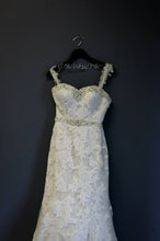 Load image into Gallery viewer, Justin Alexander &#39;9720&#39; - JUSTIN ALEXANDER - Nearly Newlywed Bridal Boutique - 5
