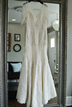 Load image into Gallery viewer, Watters &#39;Kerry&#39; - Watters - Nearly Newlywed Bridal Boutique - 3
