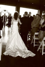 Load image into Gallery viewer, Enzoani &#39;Adana&#39; - Enzoani - Nearly Newlywed Bridal Boutique - 3
