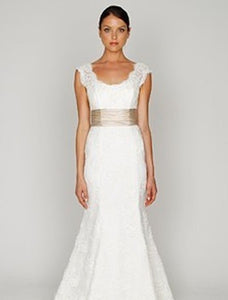 Bliss by Monique Lhuillier Mermaid Lace Wedding Dress - Monique Lhuillier - Nearly Newlywed Bridal Boutique - 5