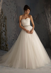Mori Lee Blu '5172' size 6 sample wedding dress front view on model