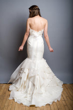 Load image into Gallery viewer, Rivini Balia Mermaid Wedding Dress - Rivini - Nearly Newlywed Bridal Boutique - 2
