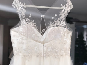 Lian Carlo '6839' size 14 new wedding dress back view on hanger