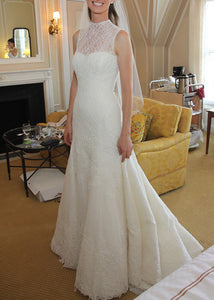 Vera Wang Lisette Corded Leaf Lace Wedding Dress - Vera Wang - Nearly Newlywed Bridal Boutique - 4