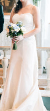 Load image into Gallery viewer, Essence of Australia &#39;1388&#39; size 10 used wedding dress front view on bride

