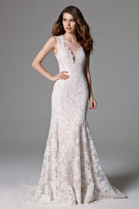 Watters 'Ashland' size 6 new wedding dress front view on model