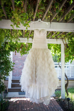 Load image into Gallery viewer, Kenneth Pool &#39;Fashionista&#39; size 6 used wedding dress front view on hanger
