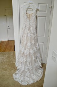 House of Brides Couture 'S29696' size 8 new wedding dress back view on hanger