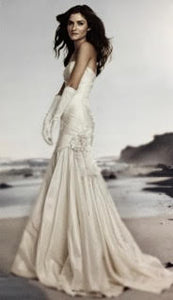 Melissa Sweet 'Mila' size 4 used wedding dress side view on model