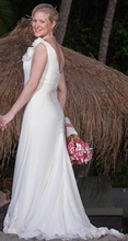 Load image into Gallery viewer, Melissa Sweet &#39;Mallorca&#39; size 2 used wedding dress back view on bride
