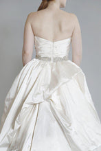 Load image into Gallery viewer, Kenneth Pool &#39;Royalty&#39; Silk Satin Gown - Kenneth Pool - Nearly Newlywed Bridal Boutique - 2

