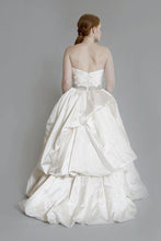 Load image into Gallery viewer, Kenneth Pool &#39;Royalty&#39; Silk Satin Gown - Kenneth Pool - Nearly Newlywed Bridal Boutique - 3
