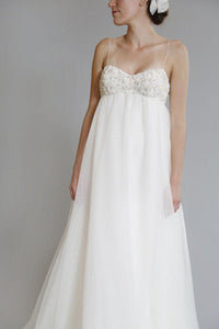 Amsale 'Juliette' Ivory Tulle Gown - Amsale - Nearly Newlywed Bridal Boutique - 4