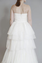 Load image into Gallery viewer, Monique Lhuillier &#39;Atelier&#39; Silk Tulle Dress - Monique Lhuillier - Nearly Newlywed Bridal Boutique - 5
