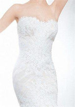 Load image into Gallery viewer, Matthew Christopher &#39;Sophia&#39; size 6 new wedding dress front view close up on model
