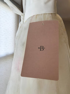 Elizabeth Fillmore 'Ballet' size 6 new wedding dress view of tag