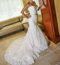 Load image into Gallery viewer, Madison James &#39;215&#39; size 4 used wedding dress side view on bride
