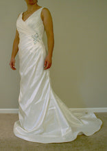 Load image into Gallery viewer, Mori Lee style #6727 - Mori Lee - Nearly Newlywed Bridal Boutique - 1
