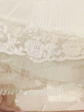 Load image into Gallery viewer, Michelle Roth &#39;Adel&#39; - Michelle Roth - Nearly Newlywed Bridal Boutique - 7
