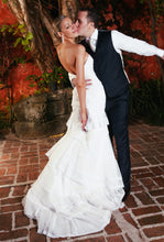 Load image into Gallery viewer, Michelle Roth &#39;Adel&#39; - Michelle Roth - Nearly Newlywed Bridal Boutique - 8
