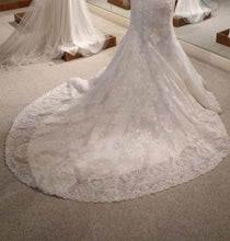 Load image into Gallery viewer, Allure &#39;Fit and Flare&#39; size 4 used wedding dress view of train
