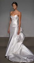 Load image into Gallery viewer, Ulla Maija &#39;Felicite&#39; Satin Gown - Ulla Maija - Nearly Newlywed Bridal Boutique - 1
