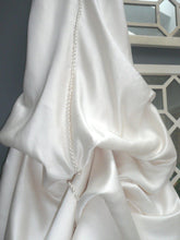 Load image into Gallery viewer, Ulla Maija Courtney Pick Up Dress - Ulla Maija - Nearly Newlywed Bridal Boutique - 4
