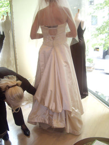 Peter Langner customized 'Dolem' Wedding Dress - Peter Langner - Nearly Newlywed Bridal Boutique - 2