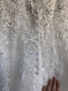Stella York '6347' size 4 new wedding dress close up of fabric