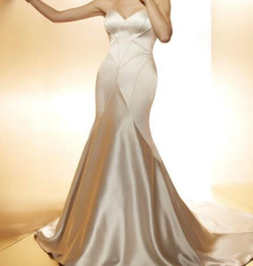 Matthew Christopher 'Vivian' size 8 new wedding dress front view on model