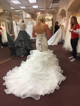 Load image into Gallery viewer, Eddy K &#39;Sky Collection&#39; size 6 used wedding dress back view on bride
