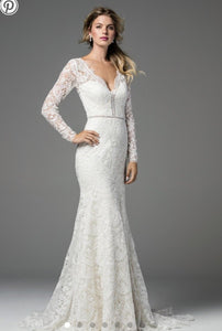 Wtoo 'Anastasia' size 4 used wedding dress front view on model