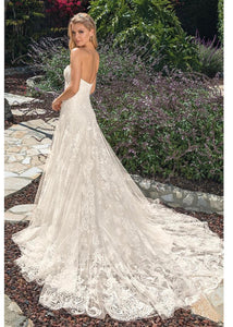 Casablanca 'Brielle' size 20 new wedding dress back view on model