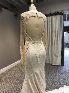 Galia Lahav 'Alora' size 6 new wedding dress back view on mannequin