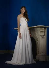 Robert Bullock 'Varro' size 0 new wedding dress front view on model