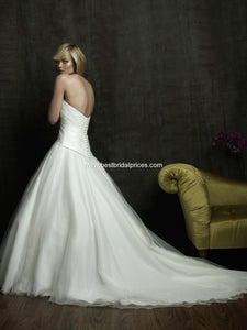 Allure Bridals '8816' size 4 used wedding dress back view on model