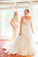 Load image into Gallery viewer, Hayley Paige &#39;Kira&#39; - Hayley Paige - Nearly Newlywed Bridal Boutique - 1
