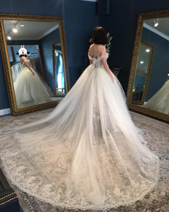 Galia Lahav 'Cinderella' size 0 used wedding dress back view on bride