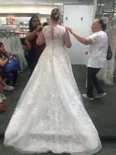 Load image into Gallery viewer, Oleg Cassini &#39;Lace Ball Gown&#39; size 18 used wedding dress back view on bride
