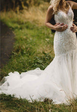 Load image into Gallery viewer, Mori Lee &#39;2823&#39; size 6 used wedding dress front view on bride
