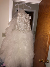 Load image into Gallery viewer, Davids Bridal &#39;Strapless Tulle&#39; size 12 new wedding dress front view on hanger
